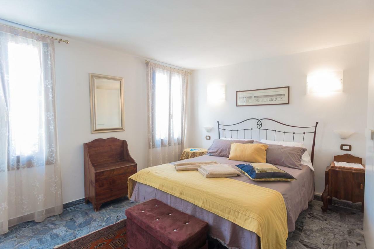 Bed and breakfast Antico Orologio *